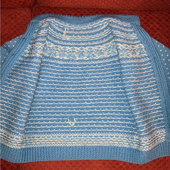 VTG hand-knit Norwegian sweater - Picture 7 of 16